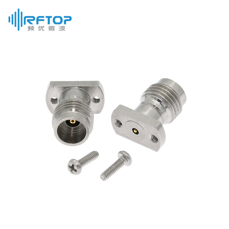 2.4mm母头垂直免焊PCB连接器, DC-50GHz，带状线