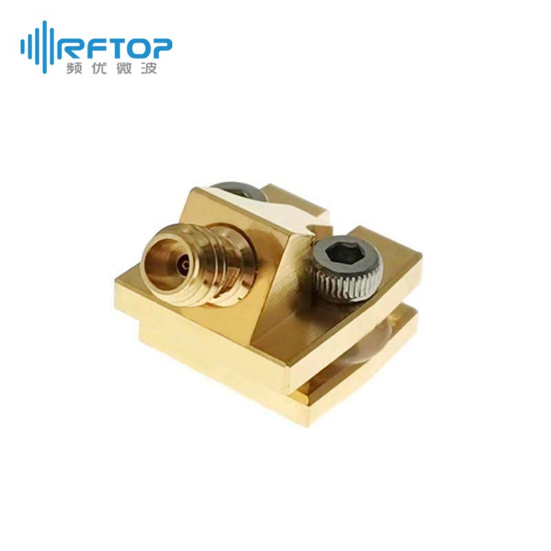 1.0mm母头30度角PCB End Launch免焊连接器, DC-110GHz, 安装孔距7mm, PCB板厚小于1.5mm, 尾针直径0.2mm